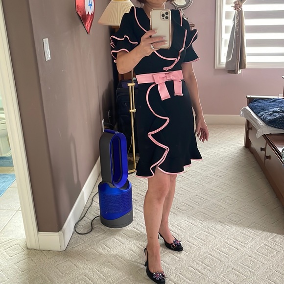 Super cute brand new Gucci bow dress - Picture 4 of 4